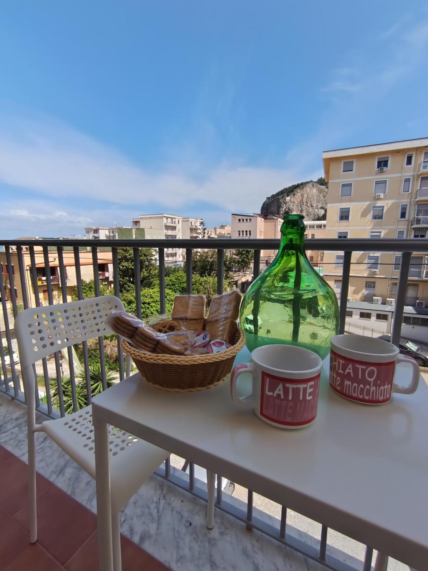 Casa Medi Lägenhet Cefalù Exteriör bild